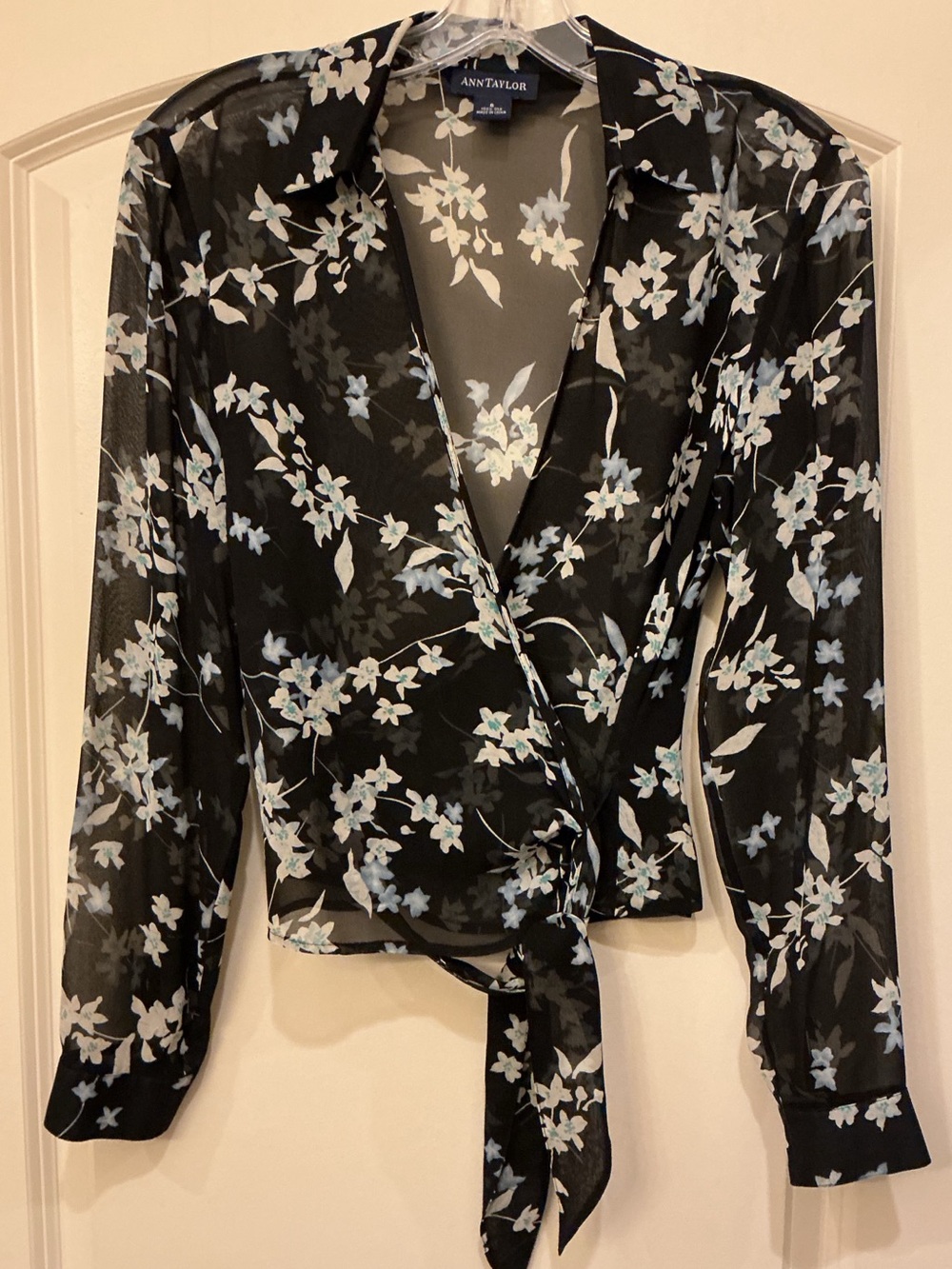 Ann Taylor 100% Silk Floral Wrap Top Blouse - Size 6